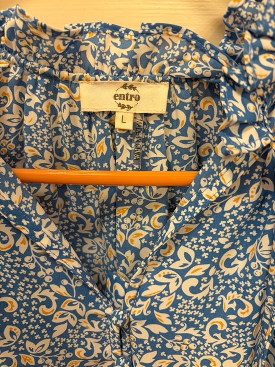 entro Blue and White Floral Ruffle Sleeve Dress - Picture 2 of 4